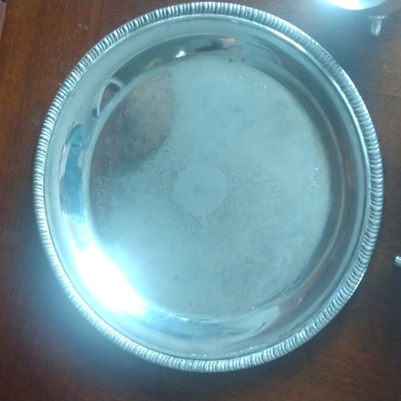 International Silver Company Vintage Small Teapot, Sugar bowl, creamer and tray - Picture 5 of 10